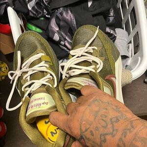 Mens Olive and Pink Sneakers